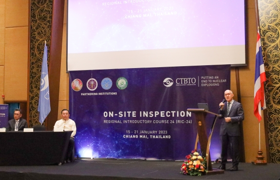 CTBTO Executive Secretary Robert Floyd speaks to participants at RIC-24