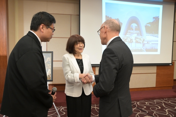 Teruko Yahata met with CTBTO’s Executive Secretary.