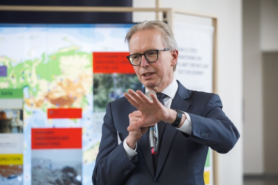 Ambassador Hallergård delivering remarks 