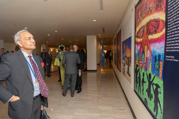 Mohan Peiris, Permanent Representative of Sri Lanka to UN looking at artwork