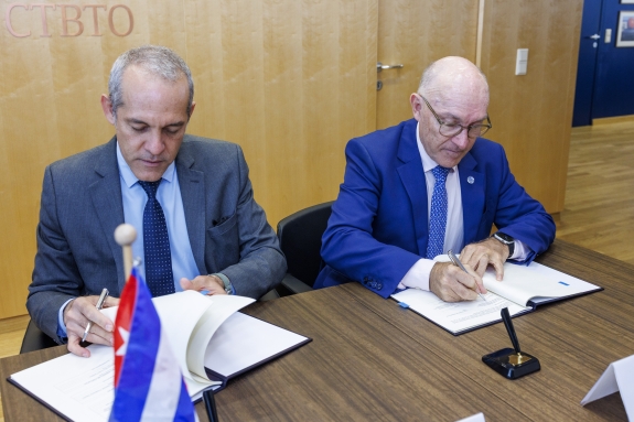 Cuba signs tsunami warning agreement with CTBTO (1)